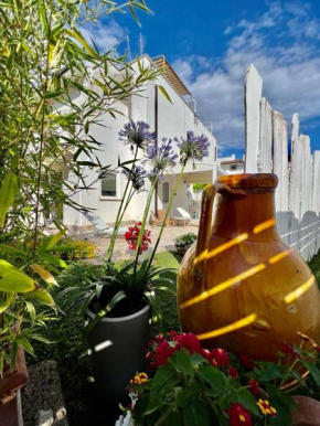 CASA MILA White